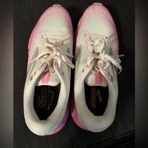 Brooks Womens Ghost 15 Running Shoes size 9.5 Beige Pink Comfort Cushioned Gym